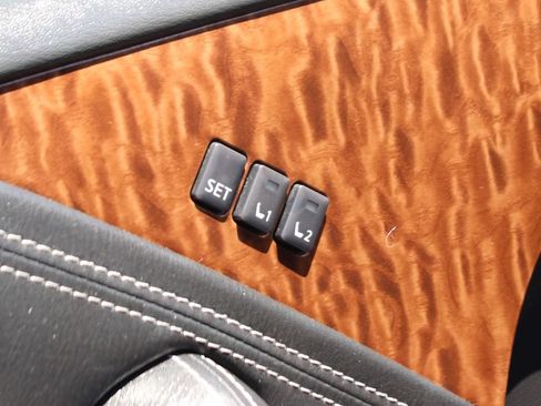 Used 2019 Nissan Armada SL w/ Premium Package RWD image 19