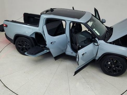 Used 2023 Rivian R1T Adventure image 82