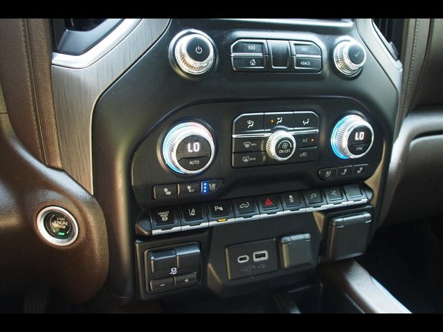 Used 2021 GMC Sierra 3500 Denali w/ Denali Ultimate Package AWD/4WD image 24