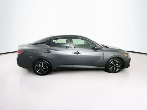 Used 2025 Nissan Sentra SV FWD image 10