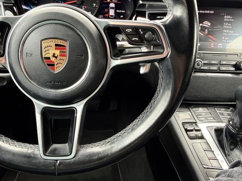 Used 2018 Porsche Macan Sport Edition image 26