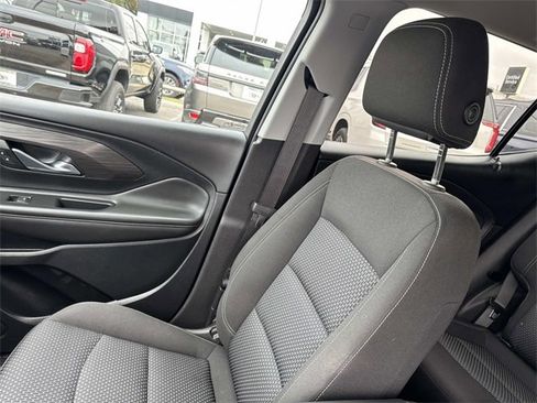 Used 2022 GMC Terrain SLE image 20