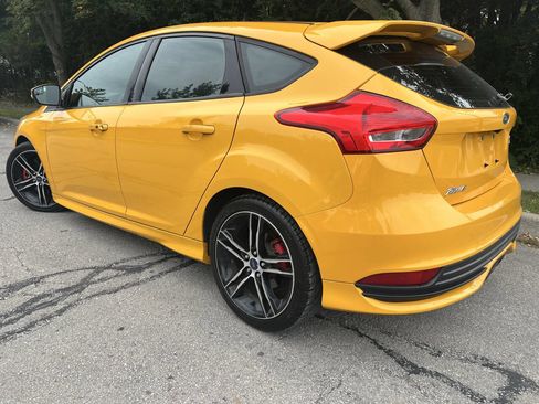 Used 2016 Ford Focus ST image 6