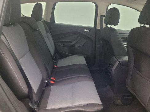 Used 2017 Ford Escape SE w/ SE Cold Weather Package FWD image 19