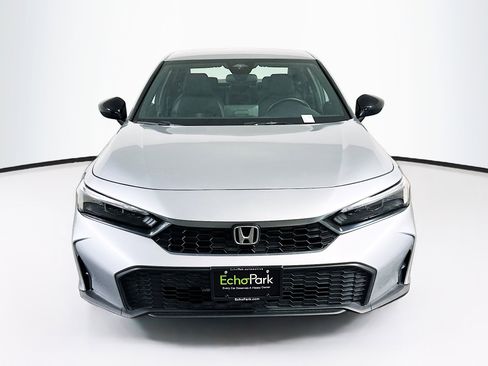 Used 2025 Honda Civic Sport image 2