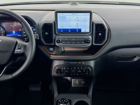 Used 2024 Ford Bronco Sport Outer Banks image 14