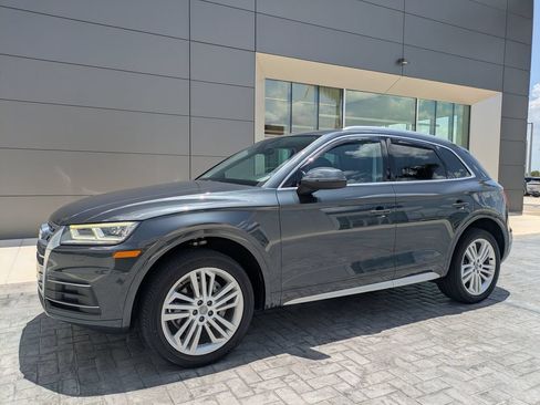 Used 2020 Audi Q5 2.0T Premium Plus AWD/4WD image 1