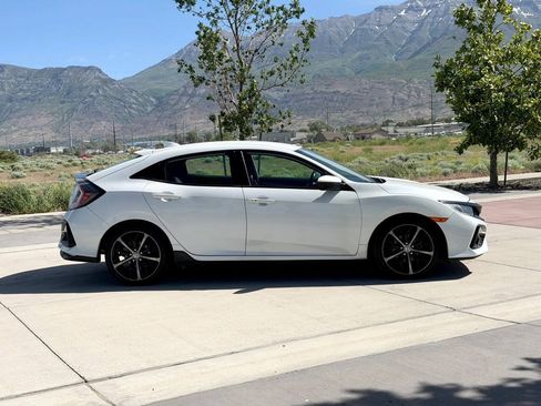 Used 2020 Honda Civic Sport image 4