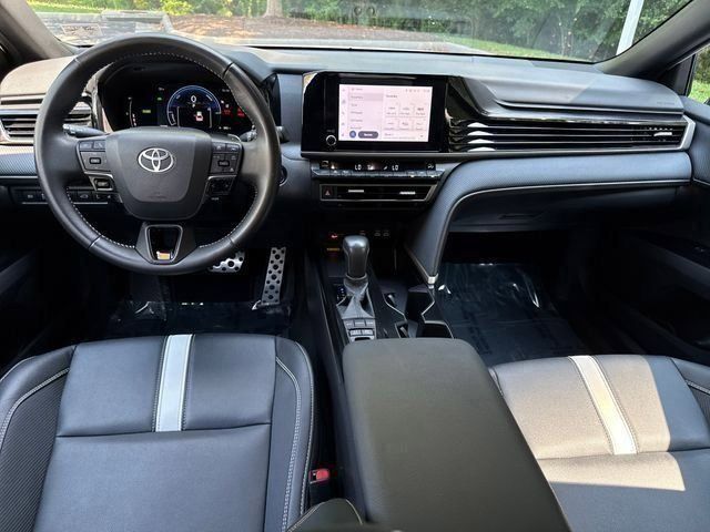 Used 2025 Toyota Camry SE FWD image 55