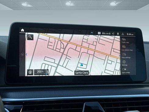 Used 2023 BMW 530e w/ Executive Package image 24