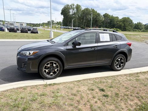 Used 2019 Subaru Crosstrek 2.0i Premium AWD/4WD image 4