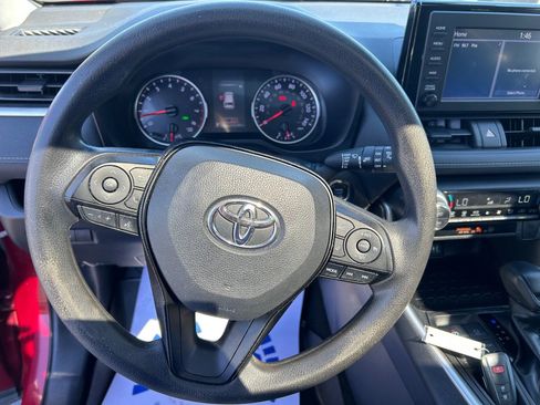 Used 2019 Toyota RAV4 XLE image 34