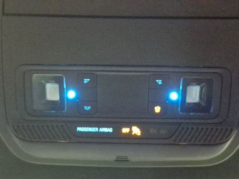 Used 2020 Ford Explorer XLT w/ Equipment Group 202A image 21