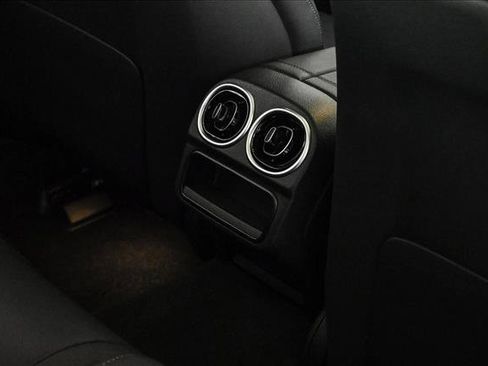 Certified 2025 Mercedes-Benz C 300 4MATIC Sedan image 19