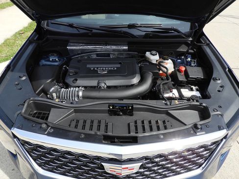 Used 2025 Cadillac XT4 Premium Luxury w/ Cold Weather Package AWD/4WD image 48