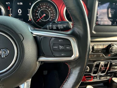 Used 2019 Jeep Wrangler Unlimited Rubicon w/ Steel Bumper Group AWD/4WD image 12