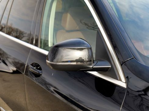 Used 2023 BMW X7 xDrive40i w/ Premium Package image 10