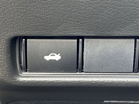 New 2026 Nissan Sentra SV w/ Floor Mat Package FWD image 24