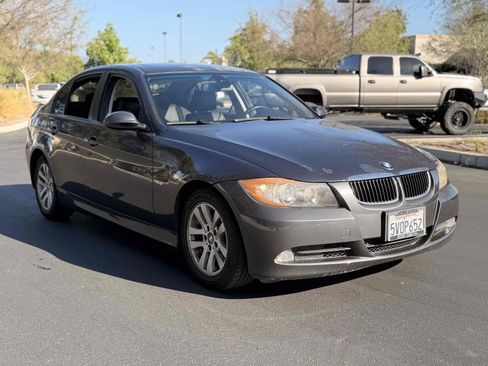 Used 2007 BMW 328i Sedan RWD image 5