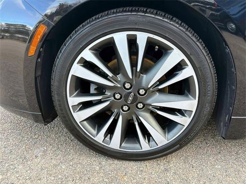Used 2018 Lincoln MKZ Reserve w/ Climate Package image 5