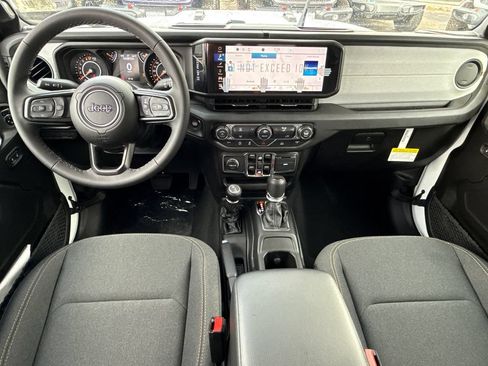 New 2026 Jeep Gladiator Sport AWD/4WD image 17