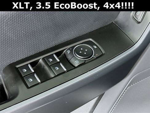 Used 2023 Ford F150 XLT image 18