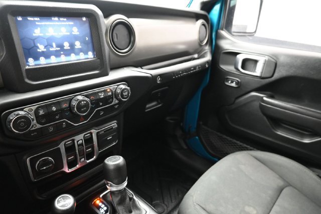 Used 2019 Jeep Wrangler Unlimited Sport S AWD/4WD image 28