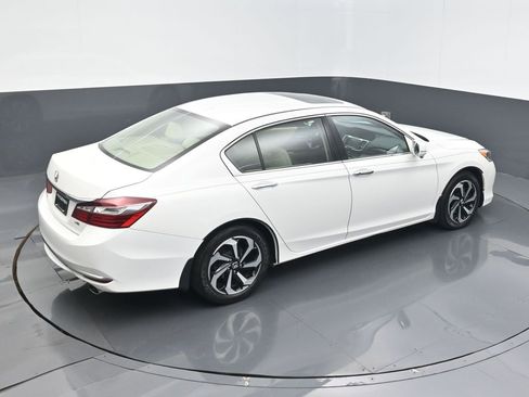 Used 2017 Honda Accord EX-L image 15