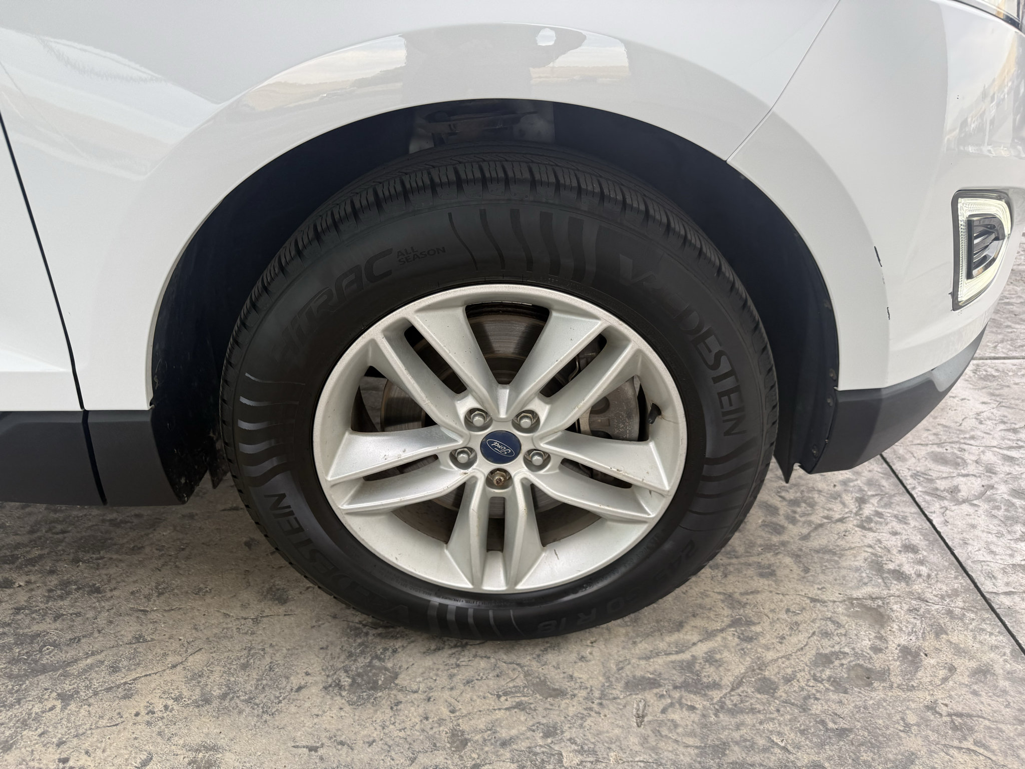 Used 2016 Ford Edge SEL w/ Equipment Group 201A AWD/4WD image 13
