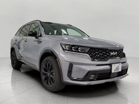 Used 2023 Kia Sorento SX AWD/4WD image 1
