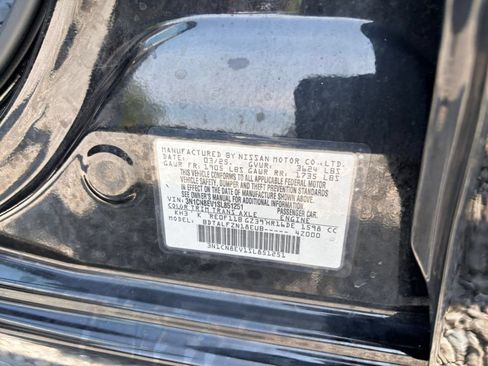 Used 2025 Nissan Versa SV FWD image 26