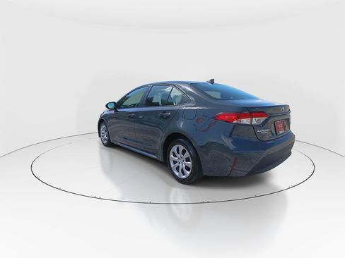 Used 2025 Toyota Corolla LE FWD image 6