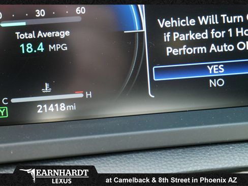 Used 2025 Toyota Crown Signia image 4