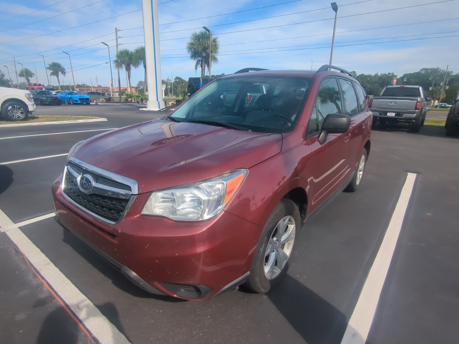 Used 2016 Subaru Forester 2.5i w/ Alloy Wheel Package AWD/4WD image 2