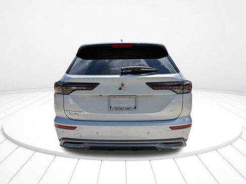 New 2026 Mitsubishi Outlander SE image 5
