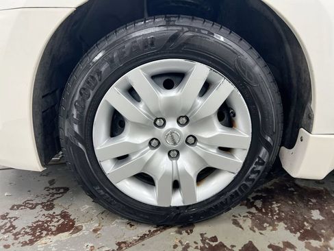 Used 2012 Nissan Altima 2.5 S w/ Value Pkg FWD image 25