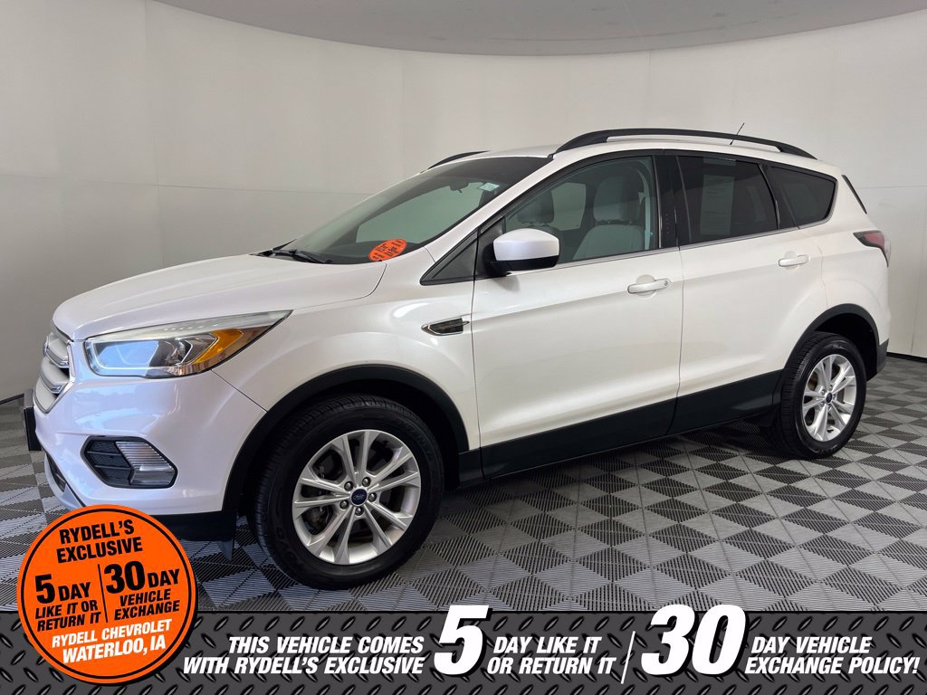 Used 2017 Ford Escape SE w/ Equipment Group 201A AWD/4WD image 15