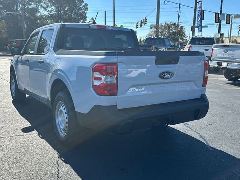 New 2025 Ford Maverick XL image 5