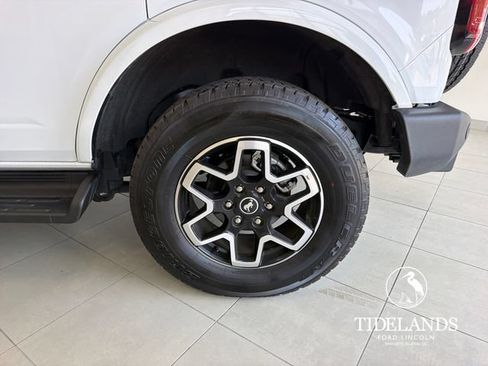 Certified 2025 Ford Bronco Outer Banks AWD/4WD image 33