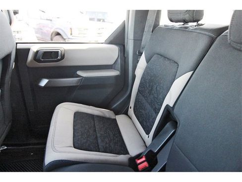 Certified 2023 Ford Bronco Wildtrak image 11