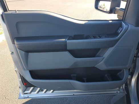 Certified 2022 Ford F150 XLT w/ Trailer Tow Package image 9