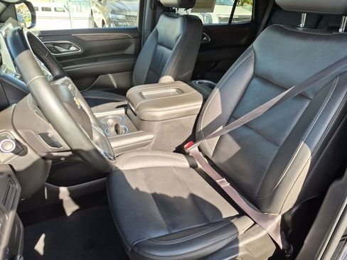 Used 2024 Chevrolet Tahoe LT RWD image 12