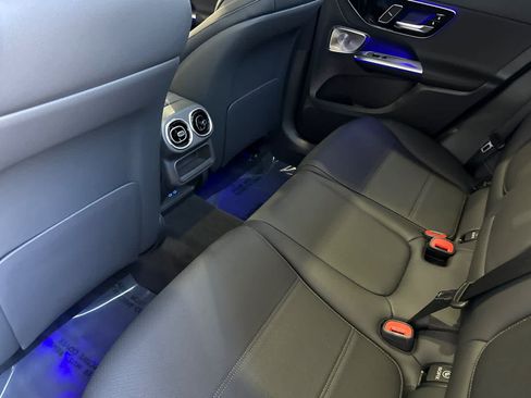 New 2026 Mercedes-Benz GLC 300 4MATIC image 11