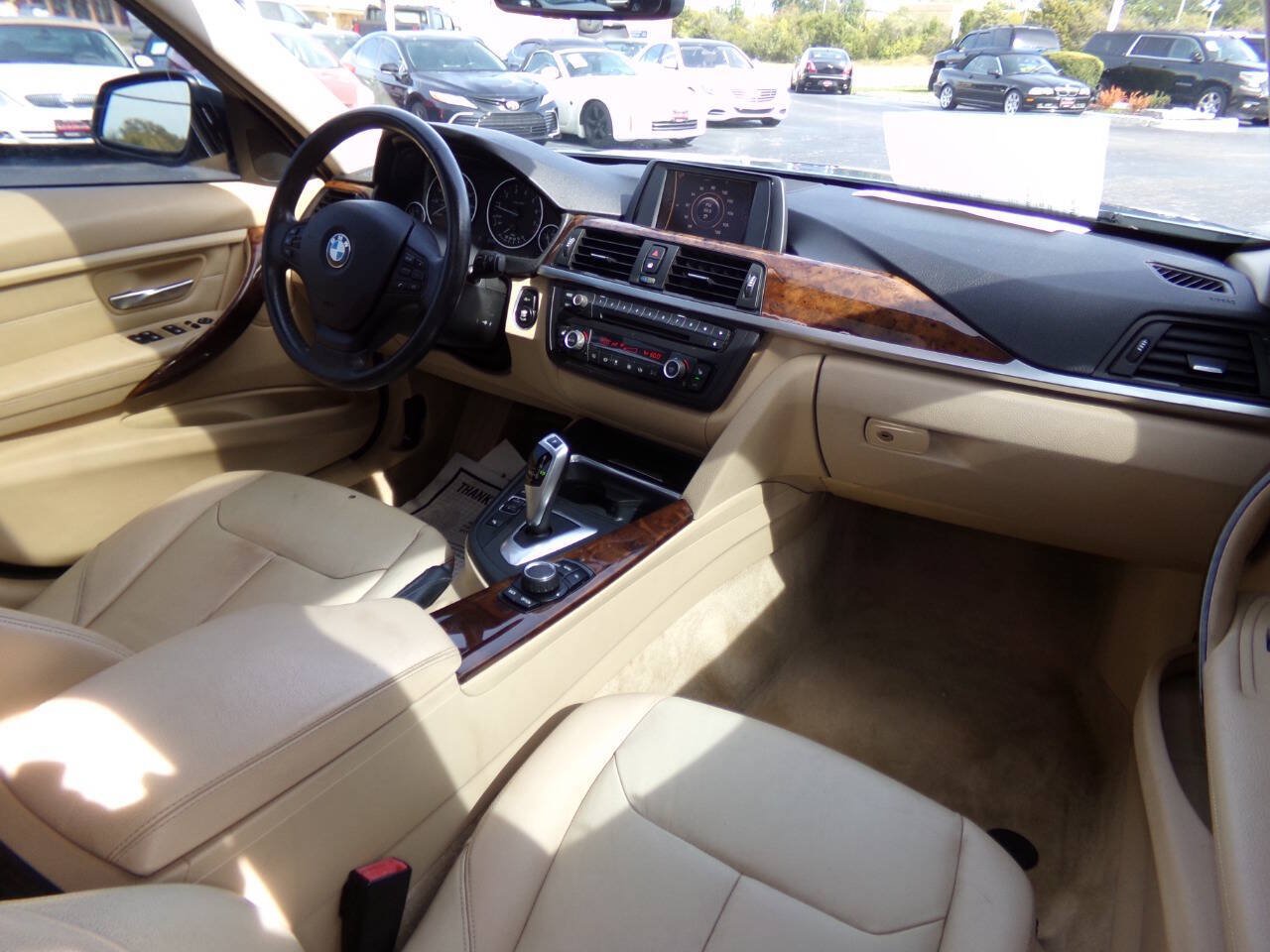 Used 2013 BMW 328i xDrive Sedan AWD/4WD image 24