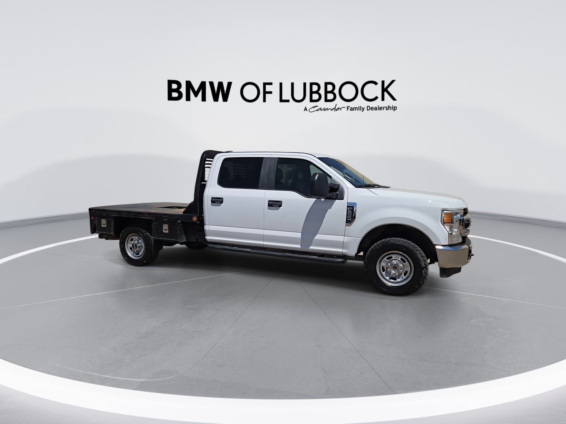 Used 2021 Ford F250 XL w/ Power Equipment Group RWD image 2