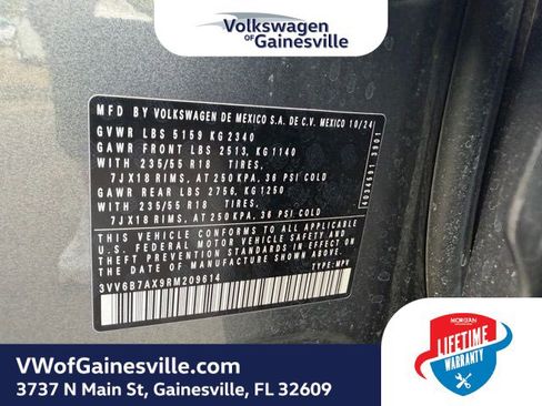 Used 2024 Volkswagen Tiguan Wolfsburg Edition image 29