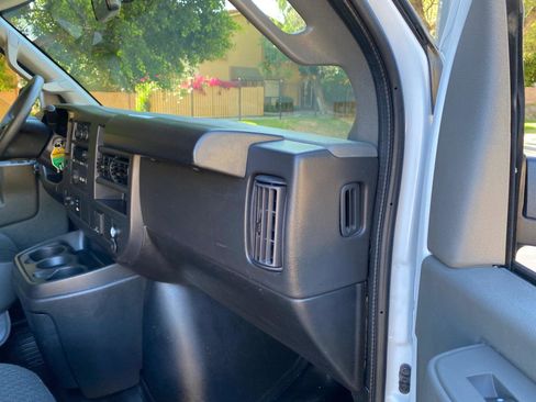 Used 2025 Chevrolet Express 2500 w/ Driver Convenience Package RWD image 45