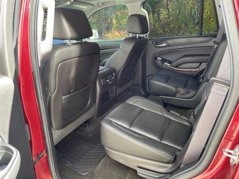 Used 2016 GMC Yukon SLT w/ Premium Edition image 12