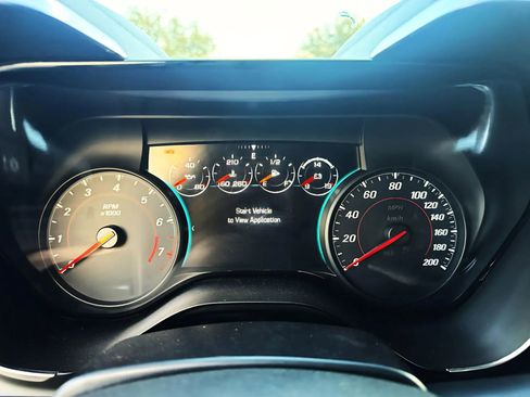 Used 2017 Chevrolet Camaro SS image 15