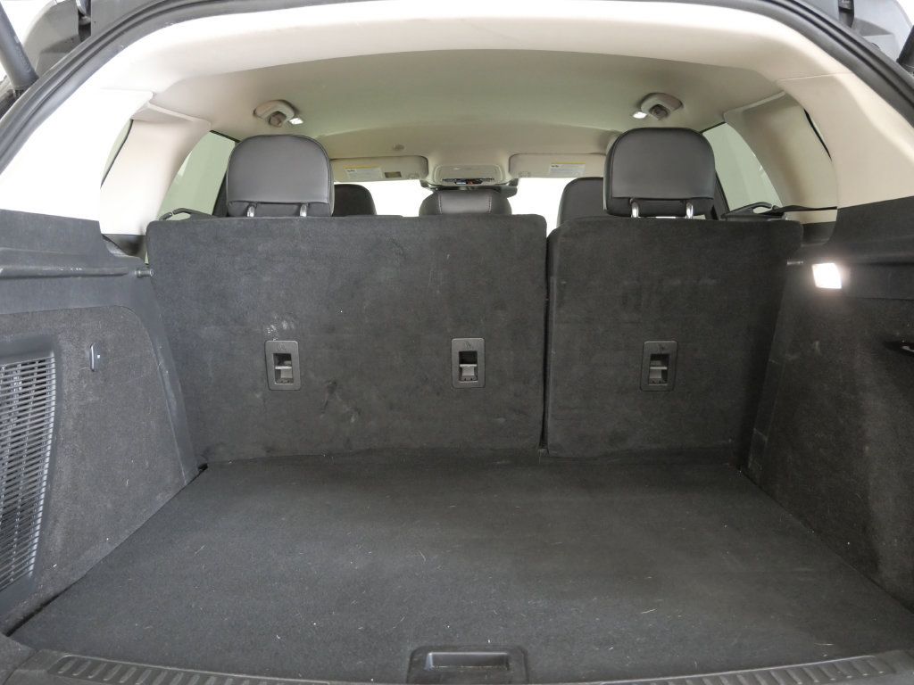 Used 2023 Lincoln Corsair FWD image 24